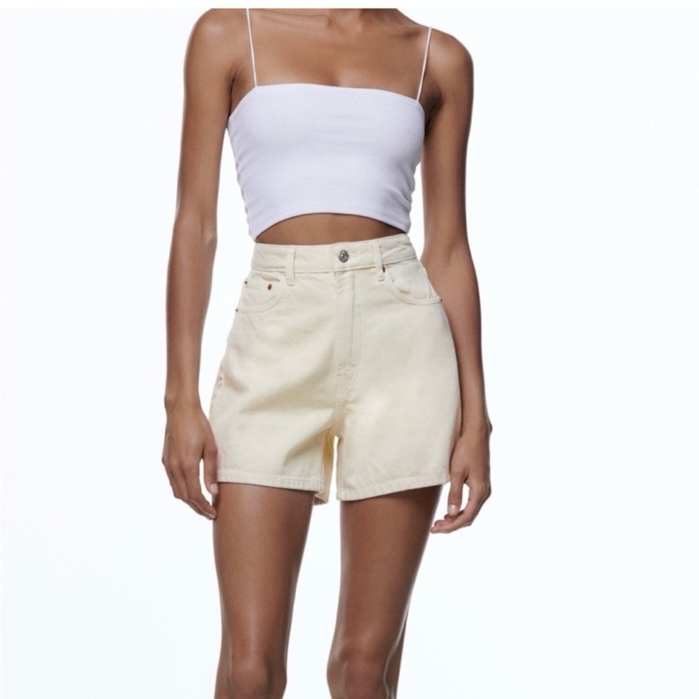 Zara Women's Cream Jean Shorts